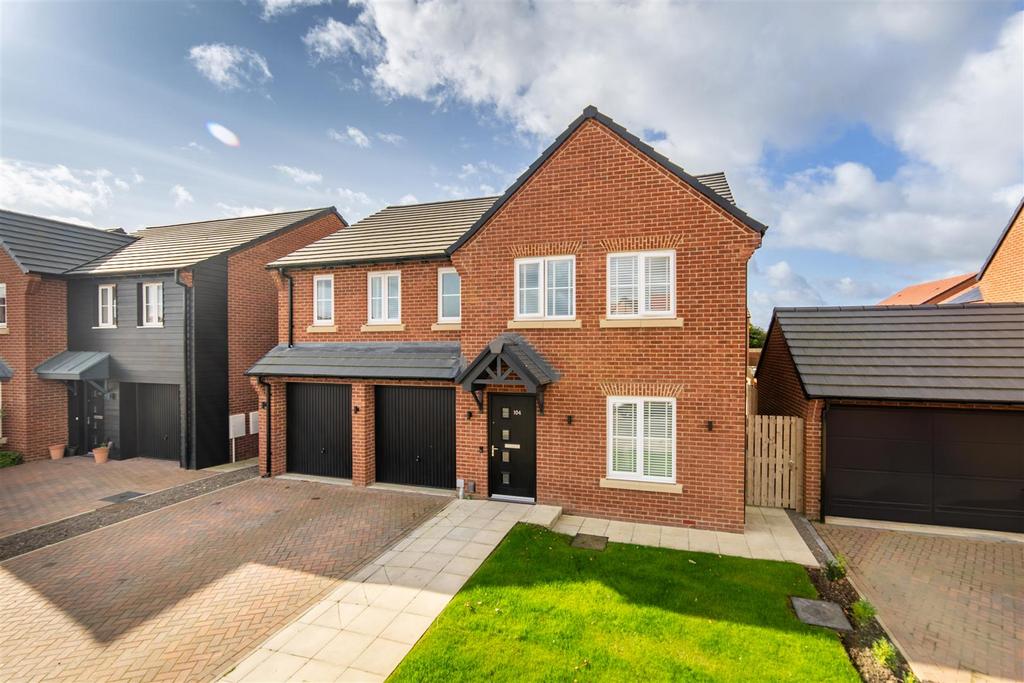 Broadfield Meadows, Kenton Bank Foot... 5 bed detached house for sale