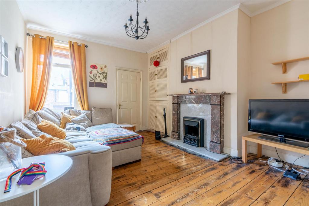 Westbourne Avenue, Saltwell, Gateshead 2 bed flat £695 pcm (£160 pw)