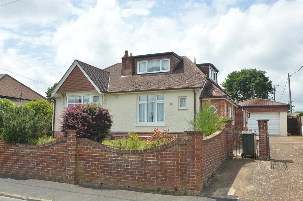 BINSTEAD 4 bed detached bungalow for sale £495,000