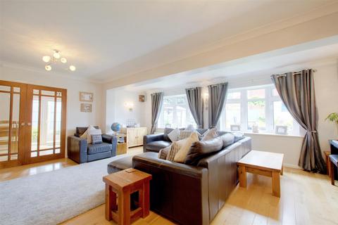 82 Lime Grove, Draycott, Derby, DE72 3NS