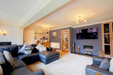 82 Lime Grove, Draycott, Derby, DE72 3NS