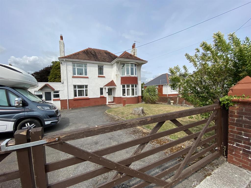 Gelli Road, Llanelli 3 bed detached house for sale £350,000