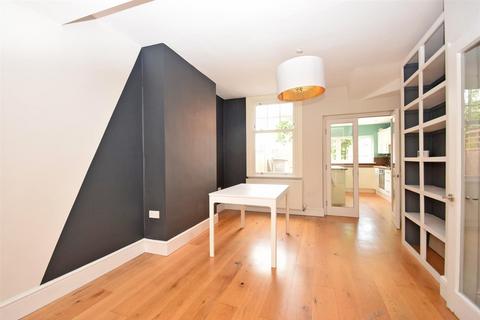 3 bedroom townhouse for sale, Longner Street, Mountfields, Shrewsbury