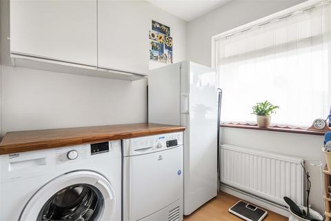 12 Littlestead Close, Caversham, Reading, RG4 6UA