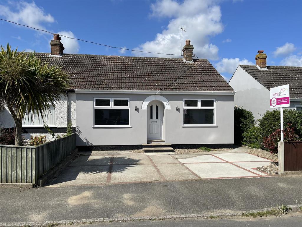 Beech Road, Carlton Colville, Lowestoft 2 bed semi-detached bungalow ...