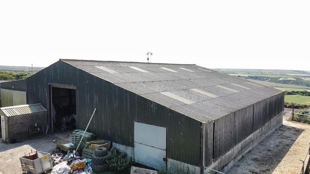Loose housing 1