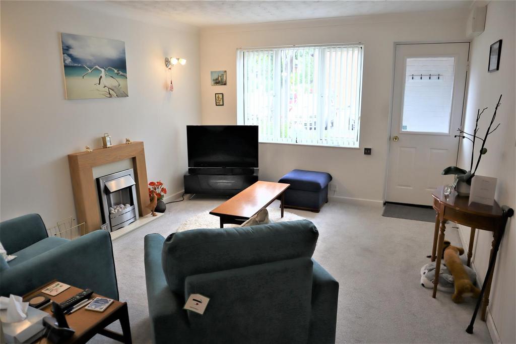 Ash Grove, Dunstable, Bedfordshire 1 bed retirement property £150,000