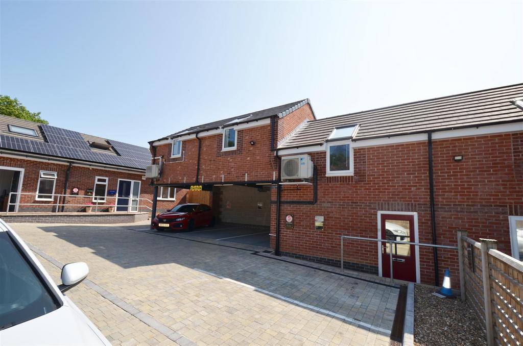 Blaby Road, Enderby, Leicester Office to rent £1,500 pcm (£346 pw)