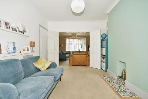 4 bedroom semi-detached house for sale - Hunstone Avenue, Norton, Sheffield, S8 8GE