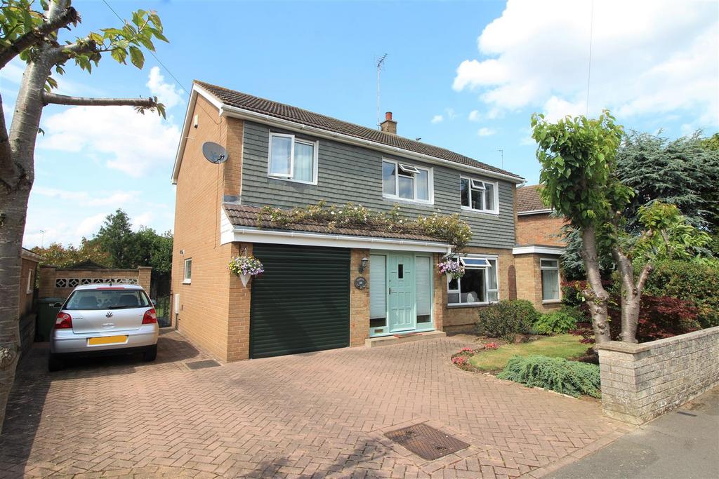 Royston Avenue, Orton Longueville, Peterborough 4 bed detached house for sale £450,000