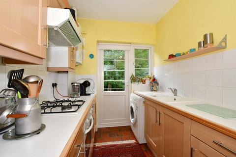 8 Grove Avenue, Sutton, SM1 2DP