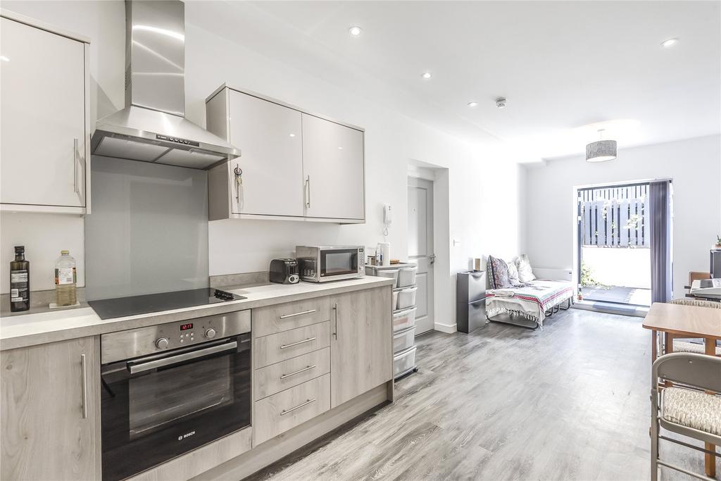 Watlington Street, Reading, Berkshire, RG1 1 bed apartment to rent £