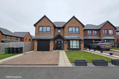 5 bedroom detached house for sale - Proudman Way, Winsford