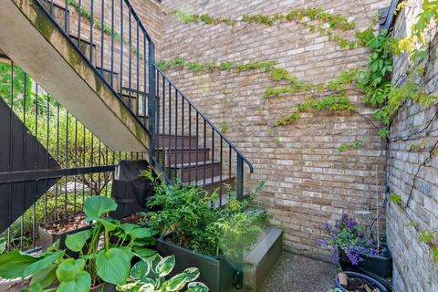 4 bedroom terraced house to rent, Henslow Mews, Cambridge, Cambridgeshire