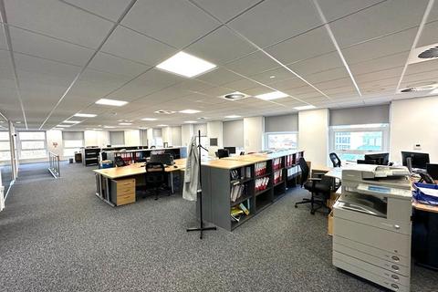 Office to rent, Maybrook House, Queensway, Halesowen, B63 4AH