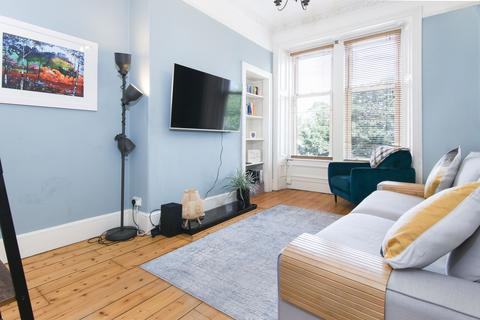 1 bedroom flat for sale, 8/2 Chancelot Terrace, Trinity, Edinburgh, EH6 4ST