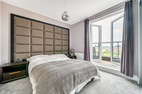 5 bedroom end of terrace house for sale, Windsor Castle Street, Brooklands, Milton Keynes, Buckinghamshire, MK10