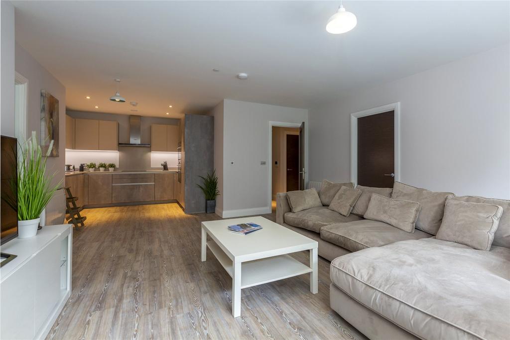 Reception/Kitchen