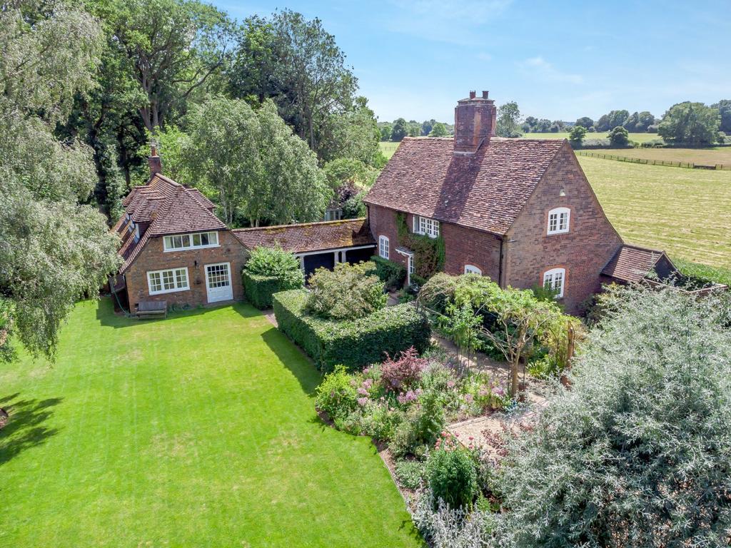 Preston, Hitchin, Hertfordshire 4 bed detached house £1,500,000