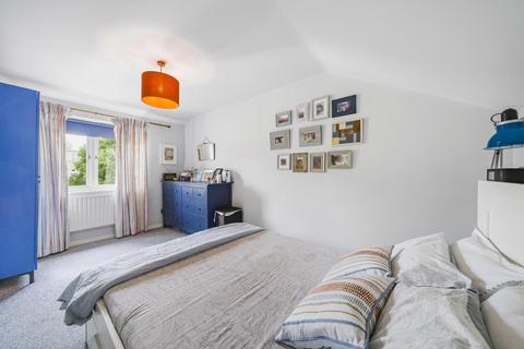 174d Third Avenue, London, W10 4JL