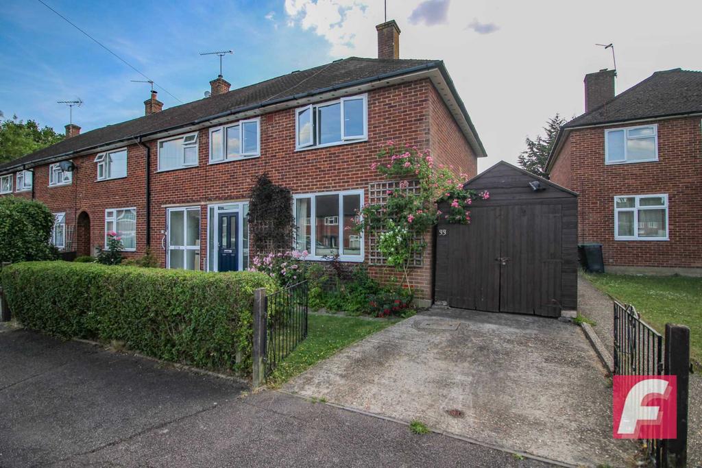 Gleneagles Close, South Oxhey 3 bed end of terrace house £1,900 pcm