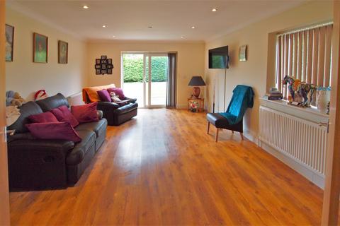 332a Chessington Road, Ewell, Epsom, KT19 9XG