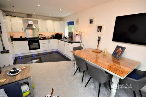 Flat 1, Servalan Court, 34 Vernon Close, Epsom, KT19 9AL