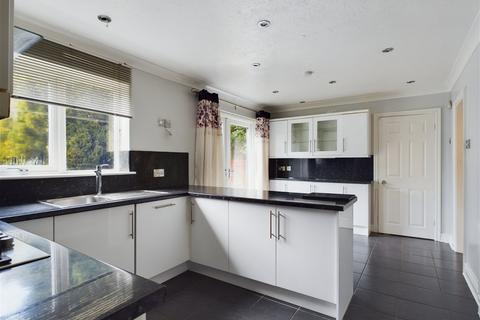 17 Harding Road, Burscough, Ormskirk, L40 7UJ