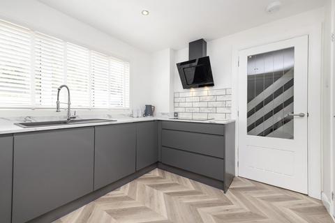 127 Oak Place, Mayfield, Dalkeith, EH22 5NB