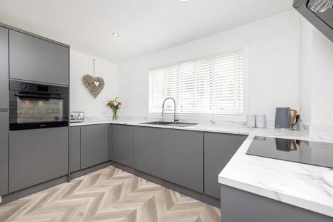 127 Oak Place, Mayfield, Dalkeith, EH22 5NB