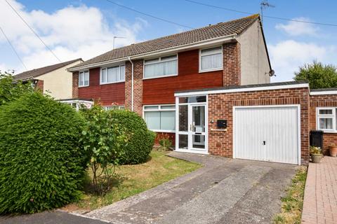 15 Dickensons Grove, Congresbury, Bristol, BS49 5HQ