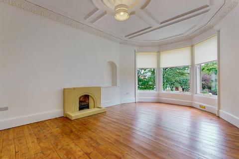 3 bedroom flat to rent, Nithsdale Road, Pollokshields, Glasgow, G41