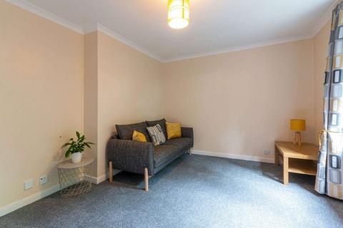 2 bedroom property to rent, 2852L Cygnet Court, Edinburgh, EH15 1SU