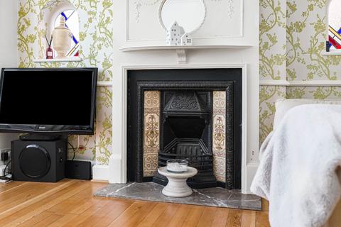 3 bedroom semi-detached house for sale - Sussex Way, Barnet, EN4