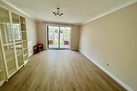 21 Fitzrobert Place, Egham, TW20 9JS