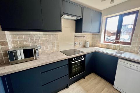 21 Fitzrobert Place, Egham, TW20 9JS