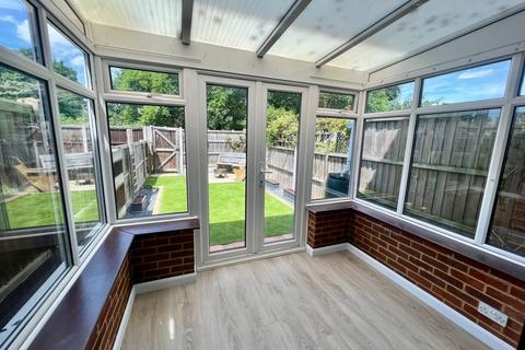 21 Fitzrobert Place, Egham, TW20 9JS