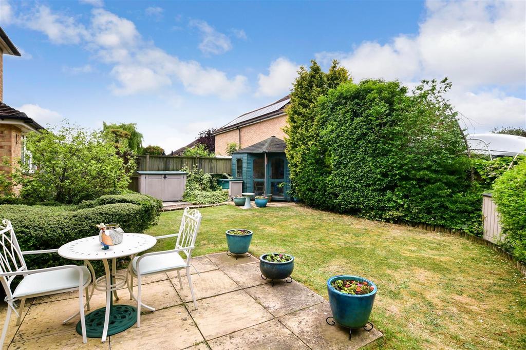 Lockham Farm Avenue, Boughton Monchelsea, Maidstone, Kent 4 bed