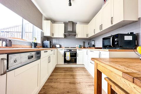 12 Cory Road, Taunton, TA2 7HZ