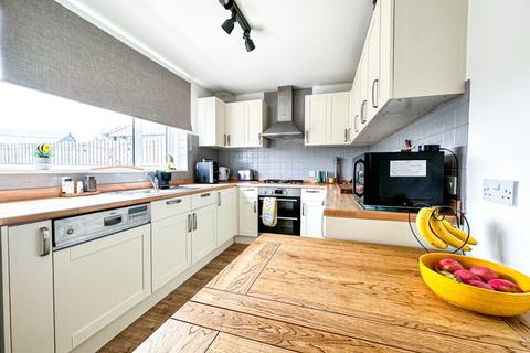 12 Cory Road, Taunton, TA2 7HZ