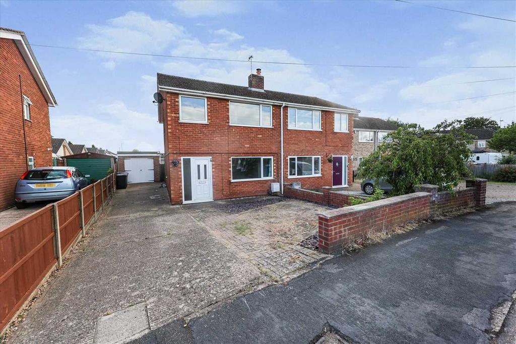 Valley Road, Waddington 3 bed semidetached house for sale £210,000