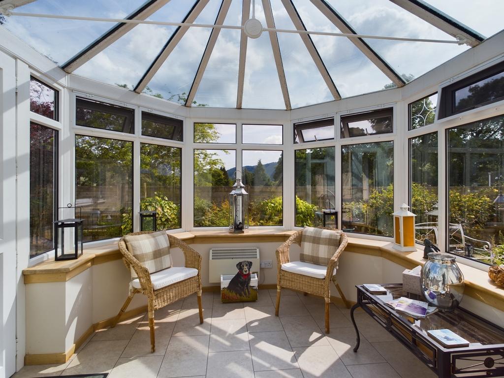 Roslyn, Kindallachan, Perthshire, PH9 3 bed bungalow for sale £425,000