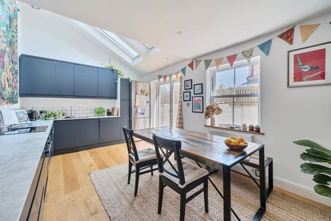 21 Barnfield Road, Exeter, EX1 1RX