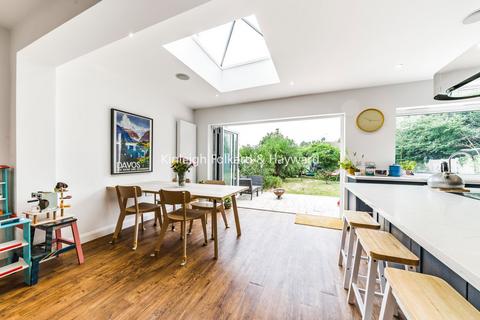 4 bedroom semi-detached house for sale, Dene Close, Hayes, Kent, BR2