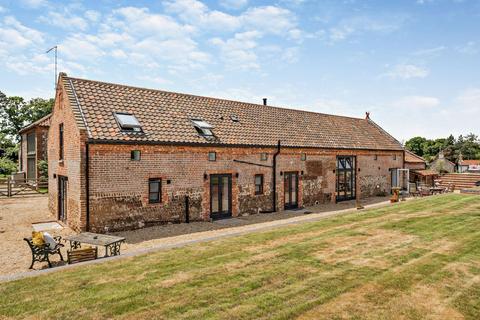 4 bedroom barn conversion for sale, Pit Street, Southrepps, Norwich