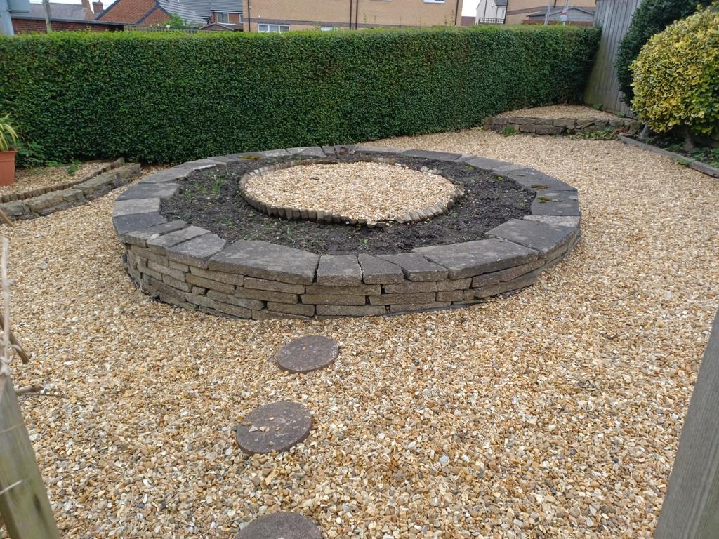 New Side Garden1