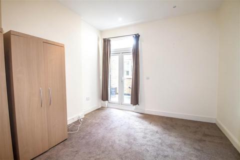 3 bedroom apartment for sale, Alexandra Road, Wimbledon