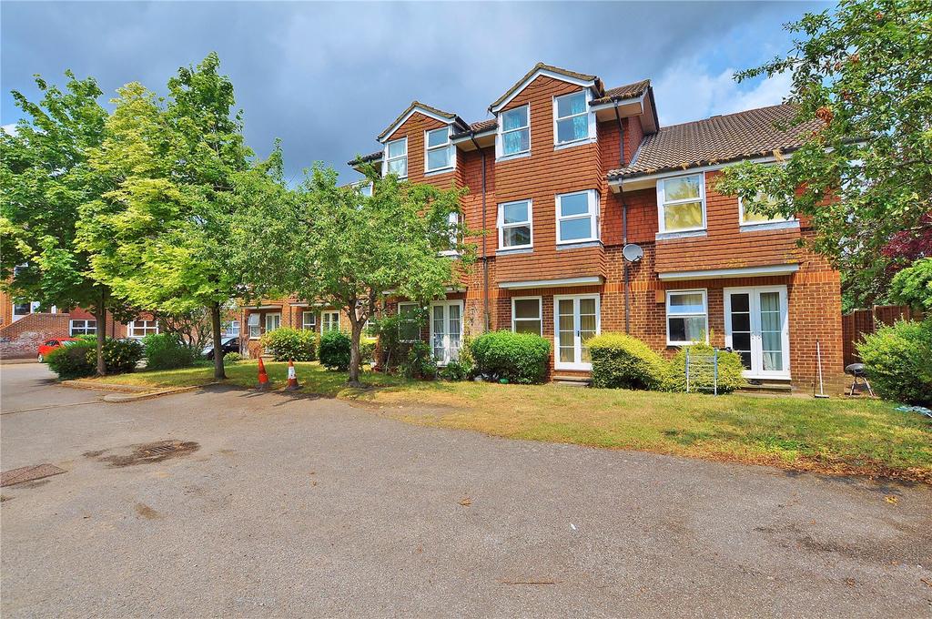 Josephs Road, Guildford, Surrey, GU1 1 bed apartment £1,195 pcm (£276 pw)