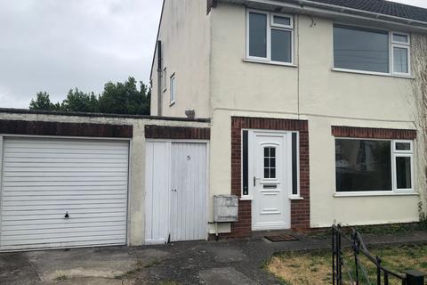 3 bedroom semi-detached house to rent, Russett Road, Street BA16