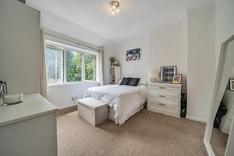 4 Aldrich Terrace, London, SW18 3PU